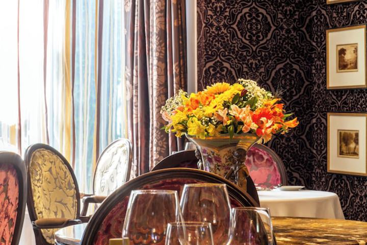 Dining 152 of 217