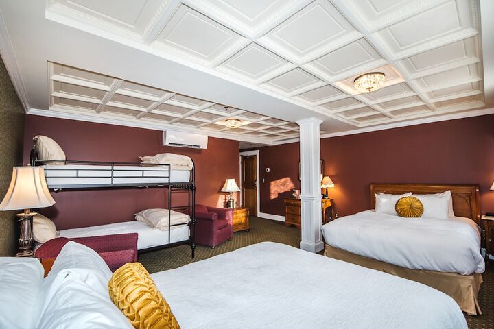 Room 7 of 62