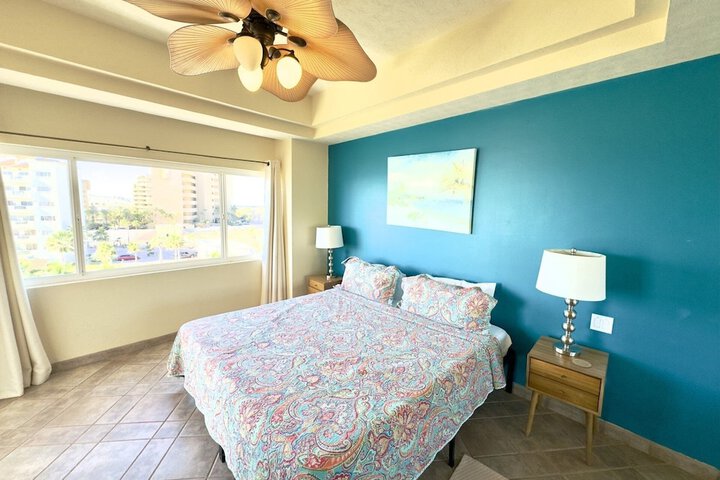 Room 4 of 37