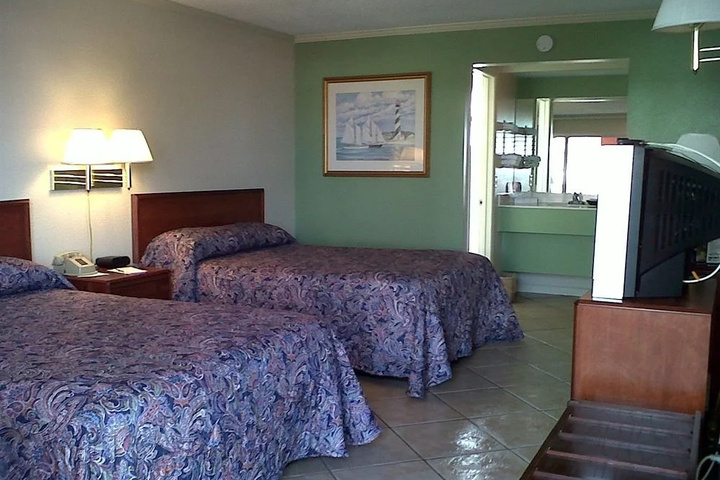 Room 2 of 11