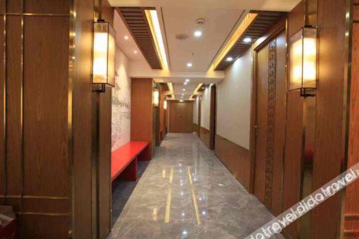 Hotel Interior 11 of 20