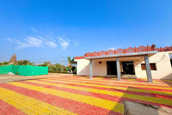 Hotel Aditya Palace & Marriage Garden