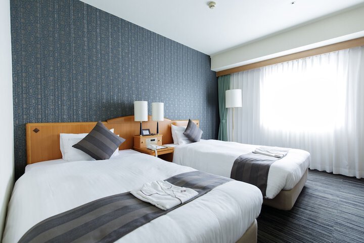 Room 25 of 111