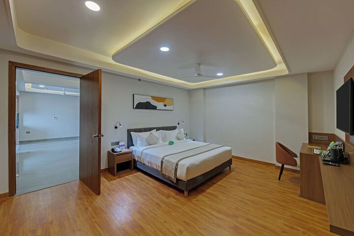 Room 5 of 26