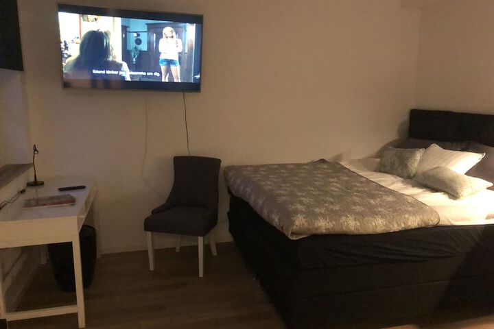 Room 3 of 45