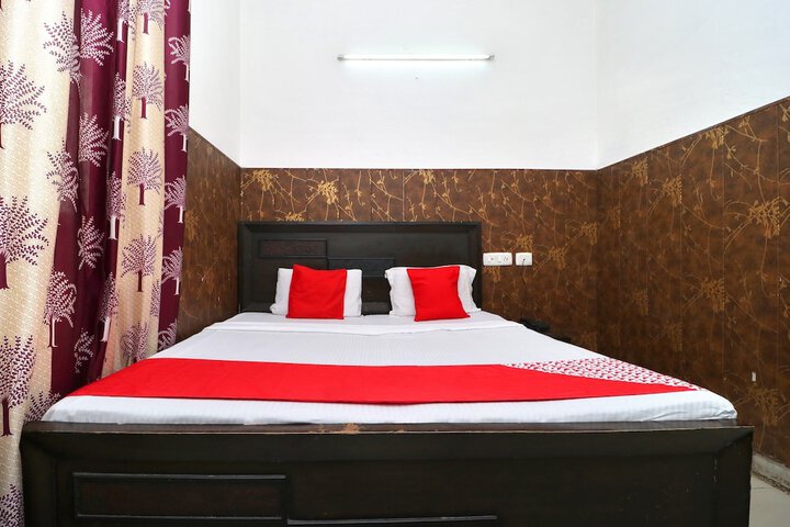 Room 10 of 23
