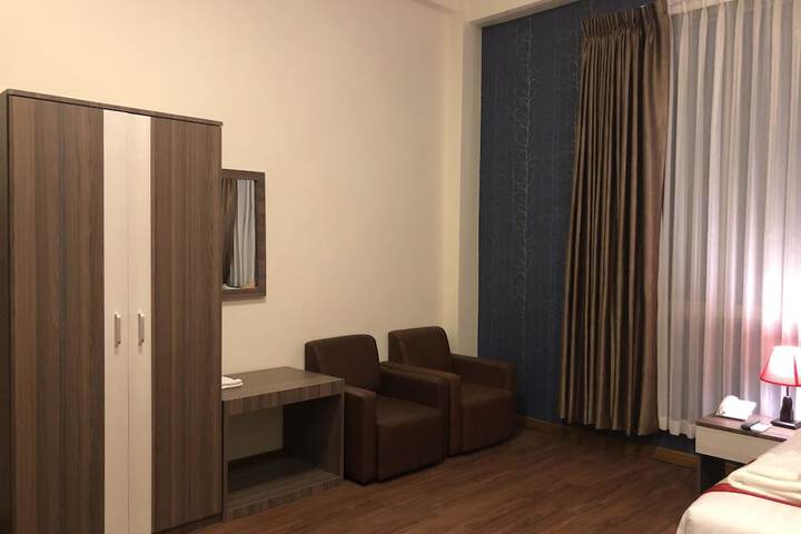 Room 12 of 29