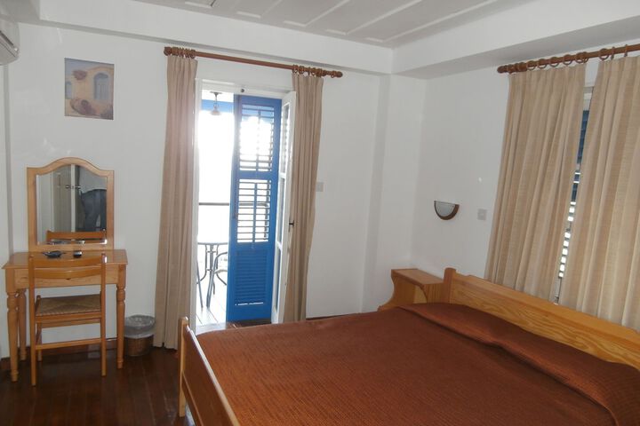 Room 9 of 58