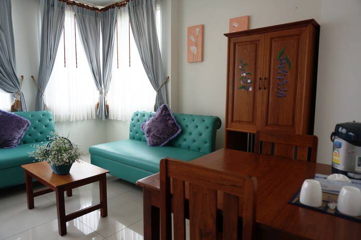 Room 8 of 38