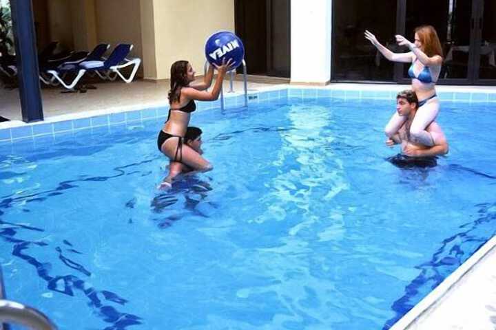 Pool 31 of 50