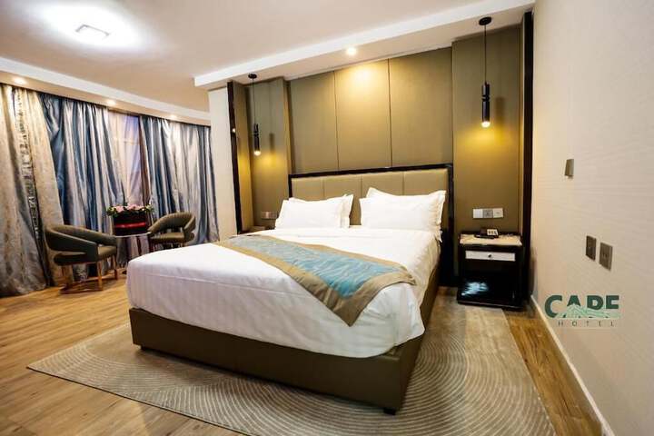 Room 3 of 18