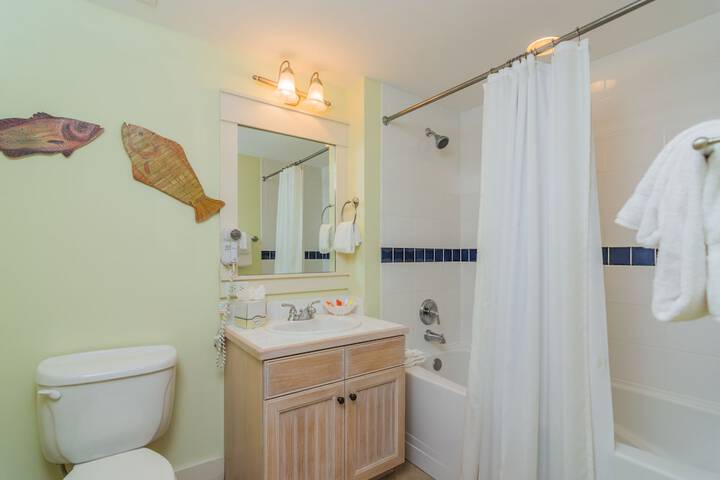 Room 207 of 270