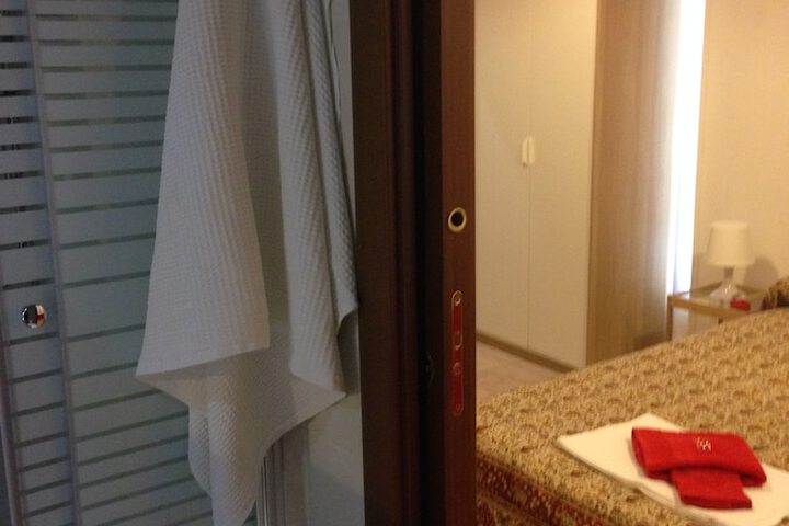 Room 19 of 45