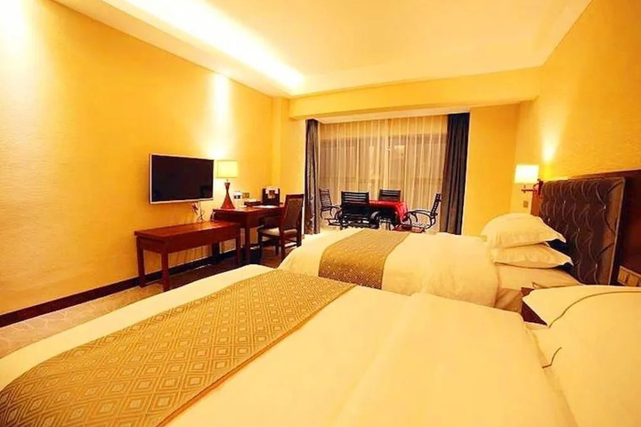 Room 4 of 19