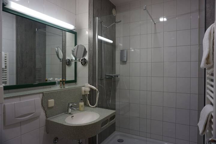Clean Restrooms