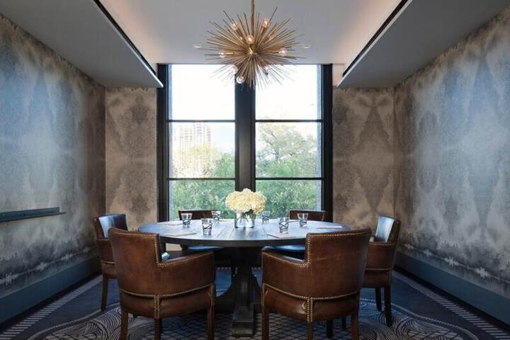 Dining 81 of 121