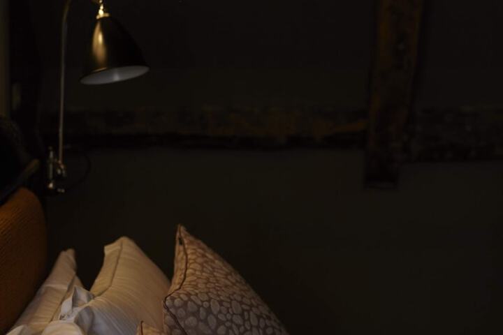 Room 27 of 65