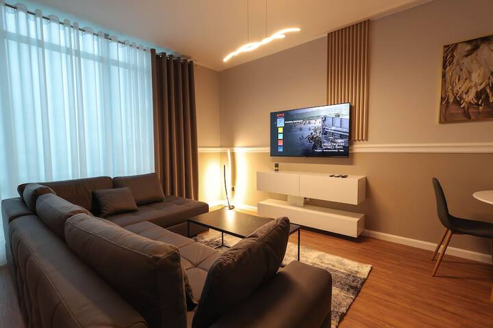 Room 63 of 169