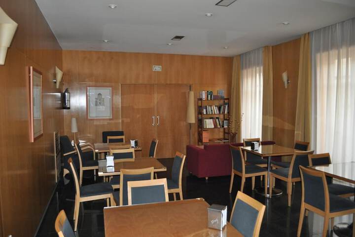 Dining 53 of 69