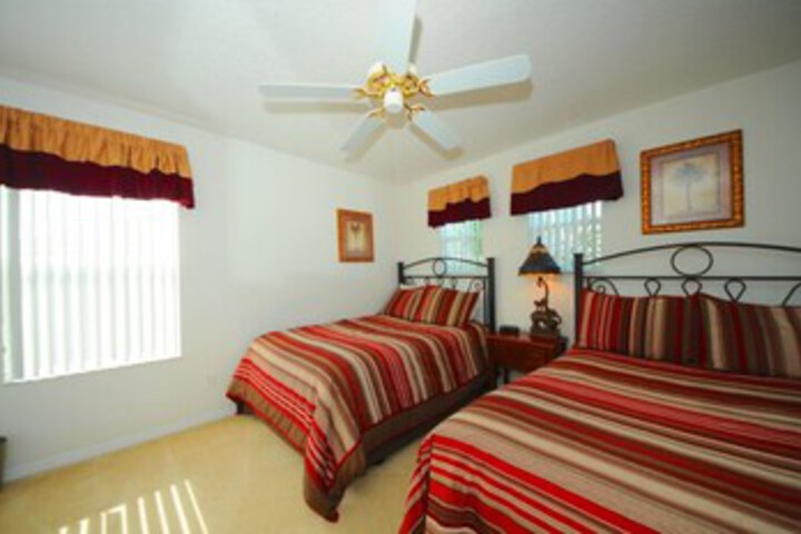 Room 28 of 44