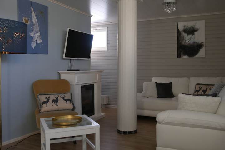 Room 30 of 48