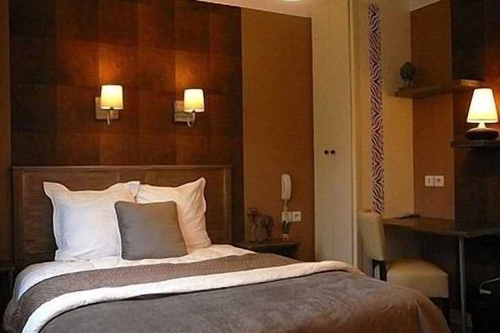 Room 19 of 51
