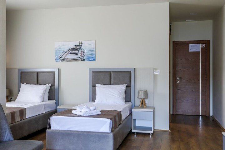 Room 29 of 43