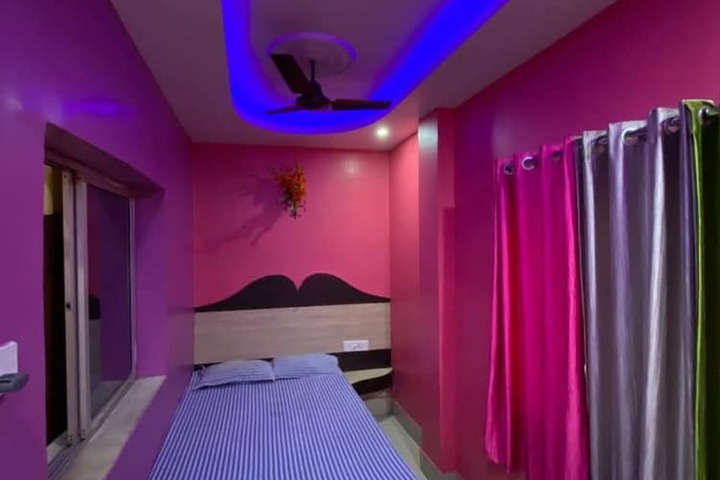 Room 10 of 19