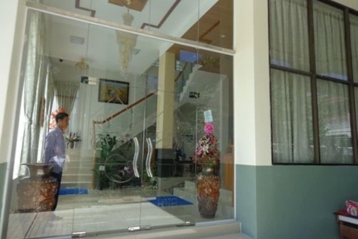 Hotel 44 of 54