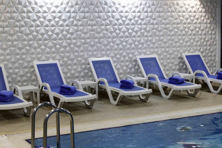 Pool 30 of 45