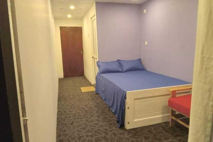 Room 5 of 22