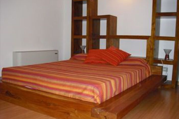 Room 10 of 25