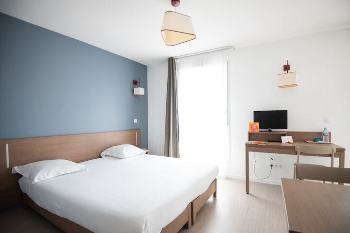 Room 7 of 36