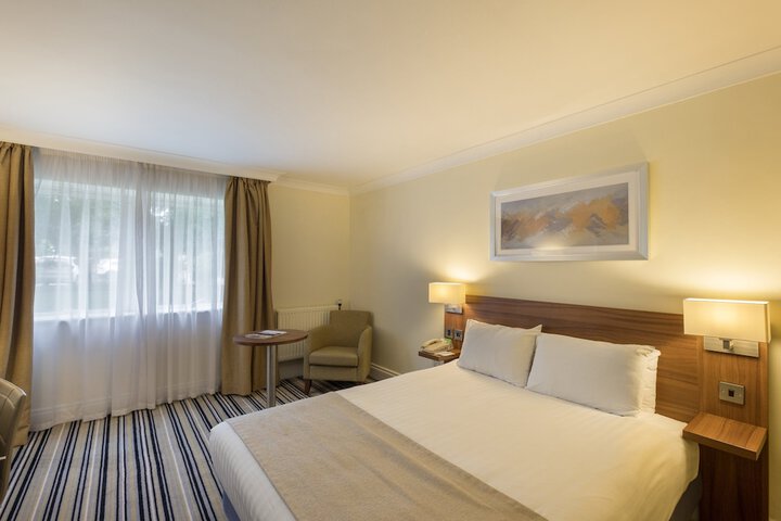 Room 14 of 95