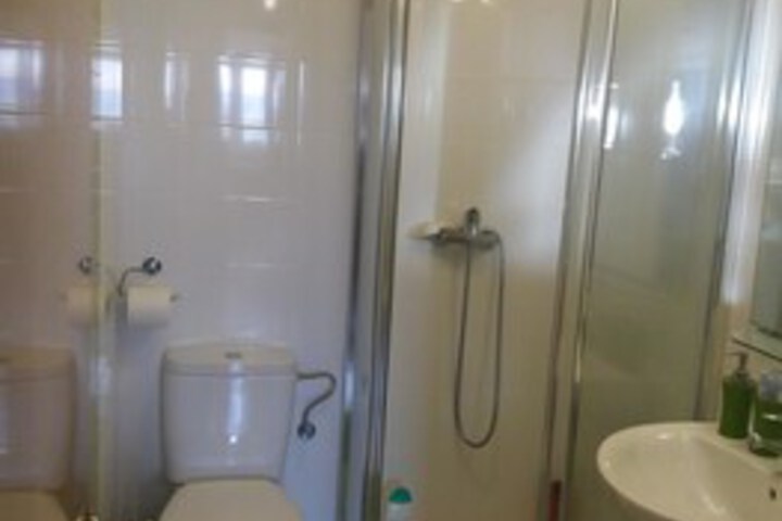 Room 2 of 11