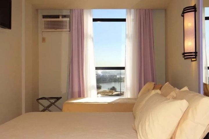 Room 5 of 39