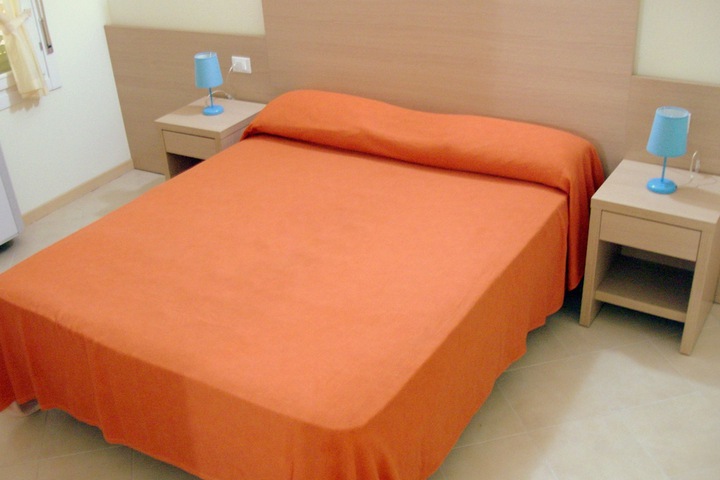 Room 6 of 39