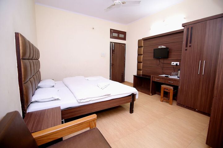 Room 35 of 55