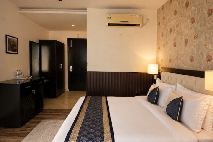 Room 47 of 75
