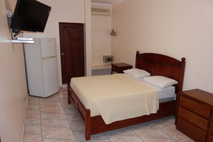 Room 3 of 61
