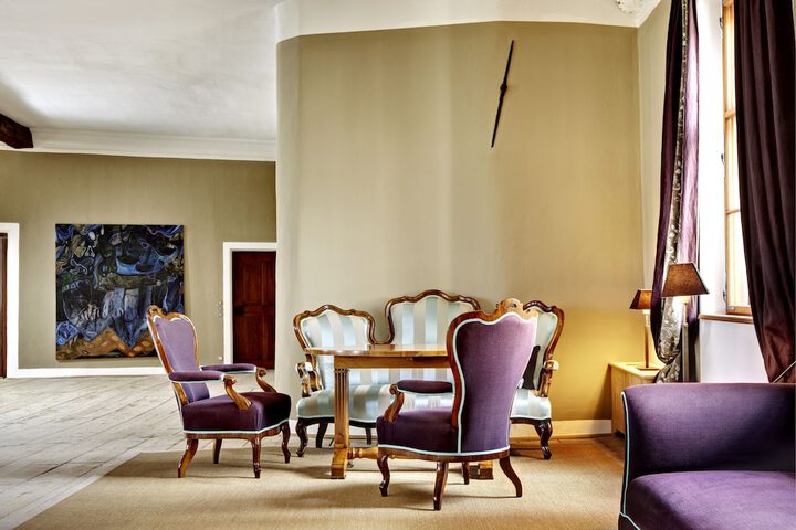 Ballroom/Hall 7 of 11