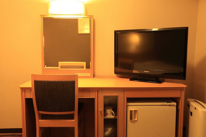Room 12 of 52