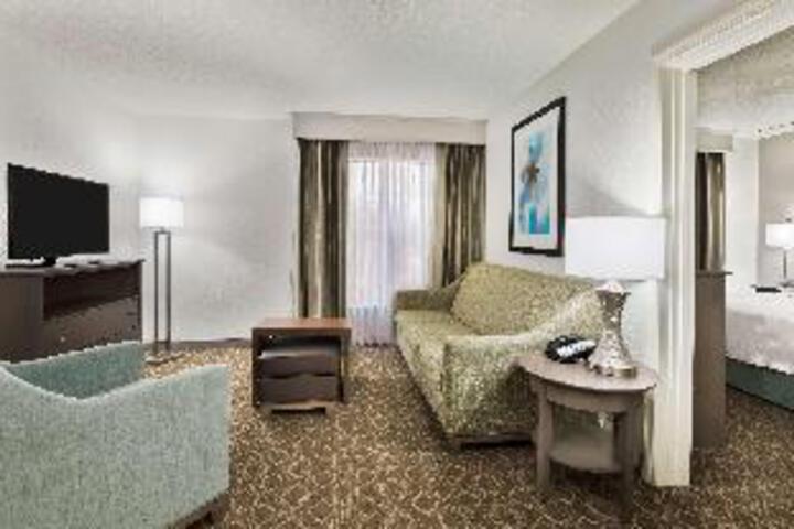 Room 33 of 34