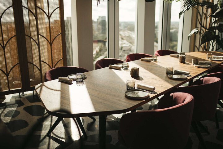 Dining 85 of 107