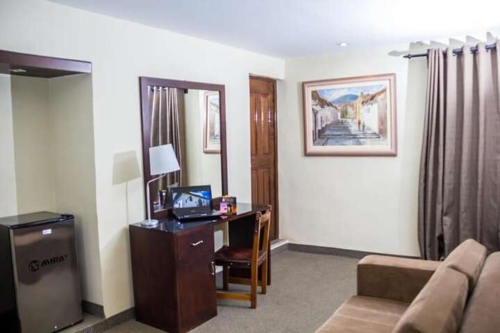Room 14 of 35