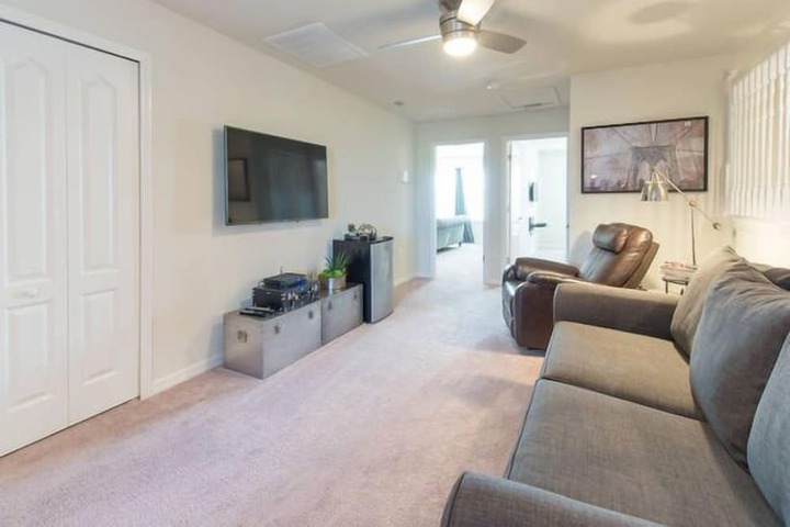 Room 12 of 31