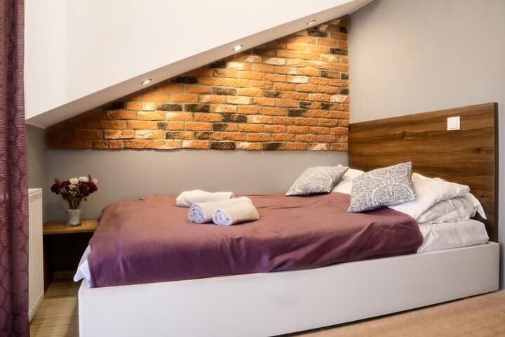 Room 20 of 45