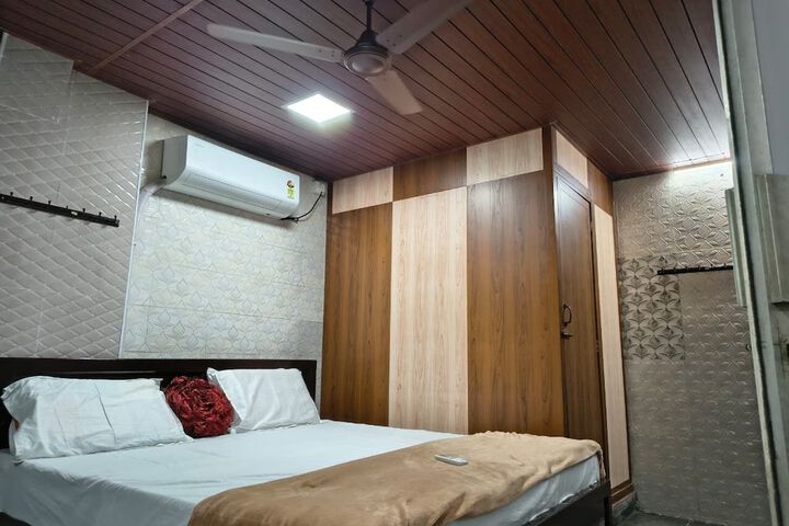 Room 14 of 55