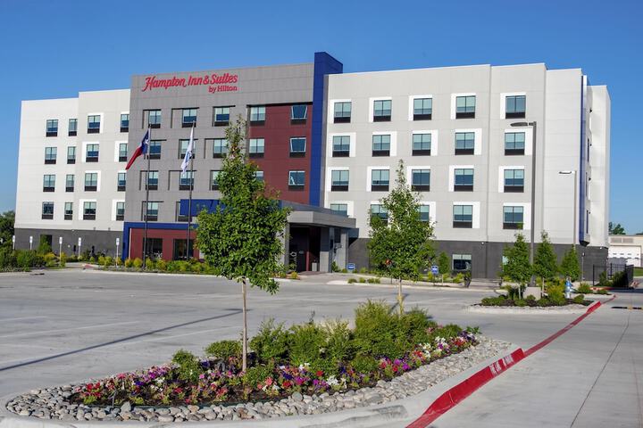 Hotel 44 of 48