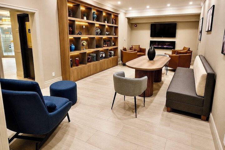 Hotel Interior 14 of 106